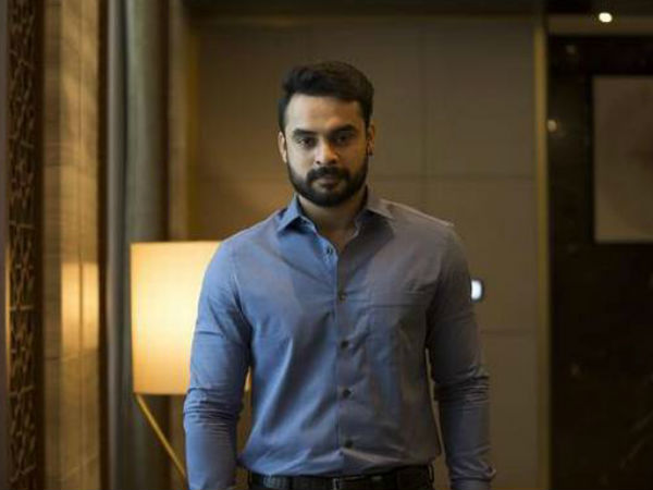 ടൊവിനോയുടെ ഡയലോഗ്