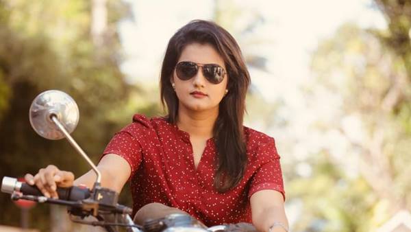 വസന്തബാലനെ പോലൊരു മികച്ച സംവിധായകനൊപ്പം തമിഴില് അരങ്ങേറ്റം. സിനിമയിലെ തുടക്കകാലം എങ്ങിനെയായിരുന്നു?