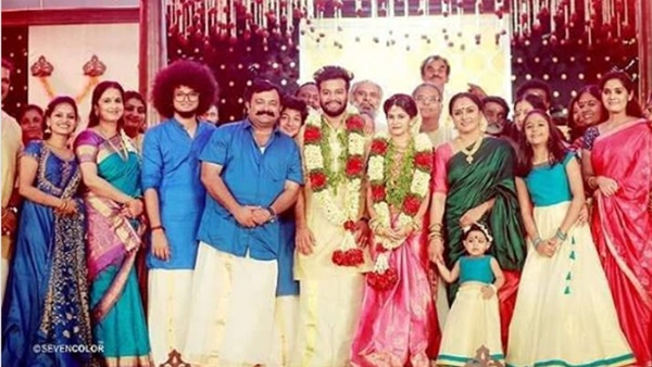 അമ്മയെക്കുറിച്ച്