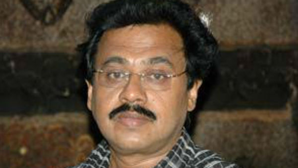 അവാര്ഡ് വേദിയില്