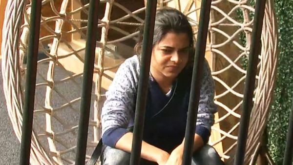 ഇസ്സാമിനോട് മാത്രം
