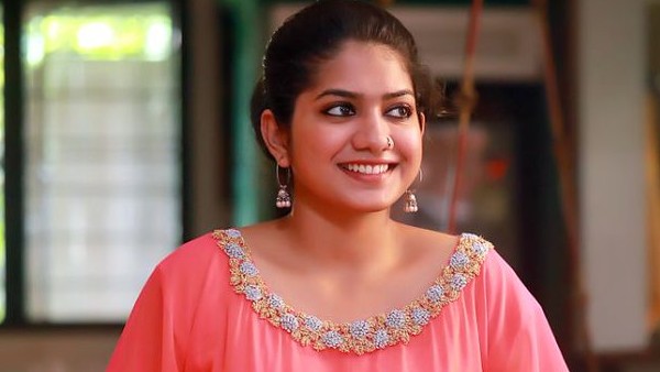 അംഗീകരിക്കുന്നു