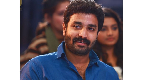 സിനിമാ മേഖല ഇനി ഈ രീതി സ്വീകരിച്ച് തിയേററ്റകള് വിട്ട് സിനിമകള് ഡിജിറ്റല് പ്ളാറ്റ്ഫോമിലൂടെ പുറത്തിറങ്ങുന്നതിനെ കുറിച്ച് എന്താണ് അഭിപ്രായം. സൂഫിയും സുജാതയും അങ്ങനെ എത്തി?