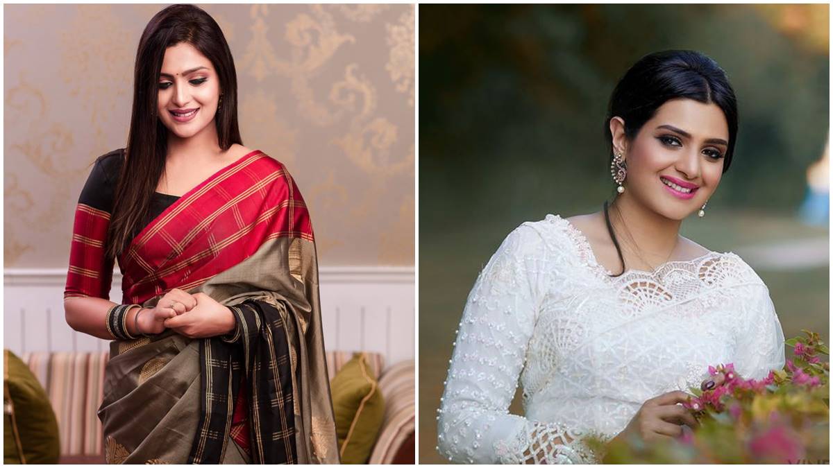 divya-pillai divya-pillai