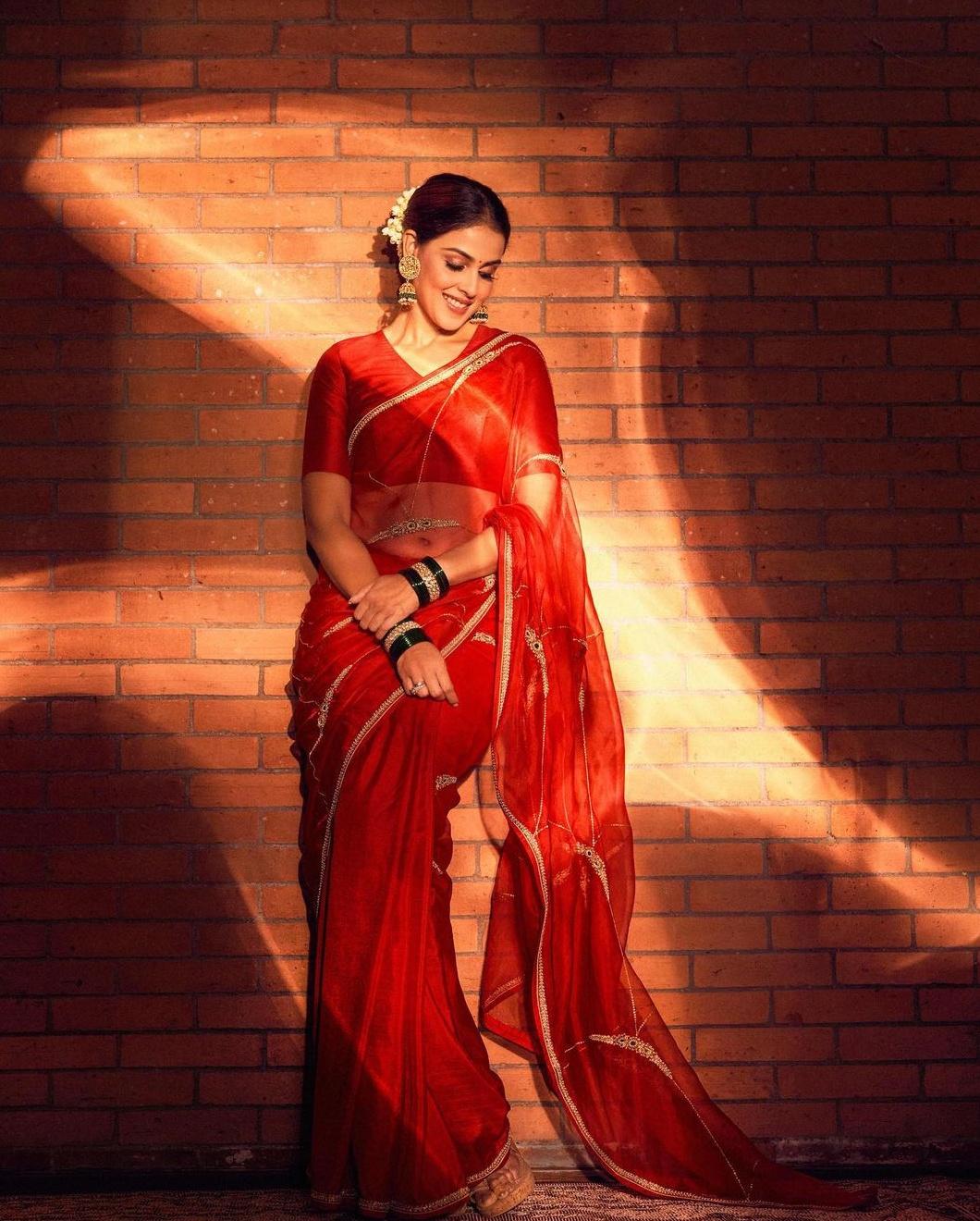 actress genelia, Genelia Dsouza, Genelia Deshmukh, Genelia photos, Genelia hot pics, സാരിയിൽ തിളങ്ങി ജെനീലിയ, ജെനീലിയ ഡിസൂസ, ജെനീലിയ, ജെനീലിയ ദേശ്മുഖ് actress genelia, Genelia Dsouza, Genelia Deshmukh, Genelia photos, Genelia hot pics, സാരിയിൽ തിളങ്ങി ജെനീലിയ, ജെനീലിയ ഡിസൂസ, ജെനീലിയ, ജെനീലിയ ദേശ്മുഖ്