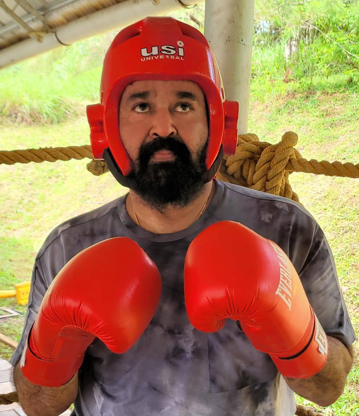 Mohanlals boxing training, Mohanlals boxing, Mohanlal, mohanlal photos, മോഹൻലാൽ ബോക്സിങ്, മോഹൻലാൽ പ്രിയദർശൻ, മോഹൻലാൽ ഫോട്ടോകൾ, മോഹൻലാൽ സിനിമകൾ Mohanlals boxing training, Mohanlals boxing, Mohanlal, mohanlal photos, മോഹൻലാൽ ബോക്സിങ്, മോഹൻലാൽ പ്രിയദർശൻ, മോഹൻലാൽ ഫോട്ടോകൾ, മോഹൻലാൽ സിനിമകൾ