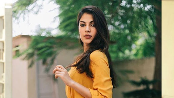 rhea-chakraborty rhea-chakraborty