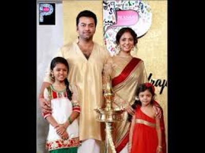 ദിലീപിന്റെ മീനൂട്ടി മാത്രമല്ല പൂര്ണ്ണിമയുടെ മക്കളും കിടുക്കി, വീഡിയോ കാണൂ! ദിലീപിന്റെ മീനൂട്ടി മാത്രമല്ല പൂര്ണ്ണിമയുടെ മക്കളും കിടുക്കി, വീഡിയോ കാണൂ!